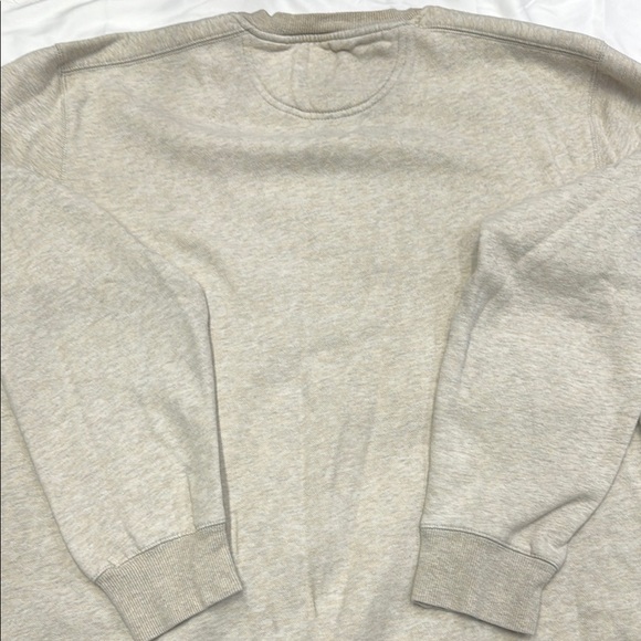 Izod Beige Sweatshirt - Picture 6 of 7